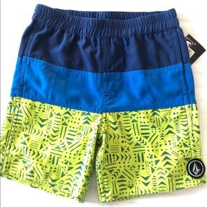 Volcom “Razzy” Boys Boardshorts, NWT